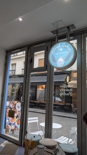  at Cloud Cakes - Mandar in Paris