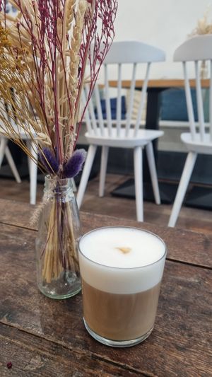 Latte macchiato at Cloud Cakes - Mandar in Paris
