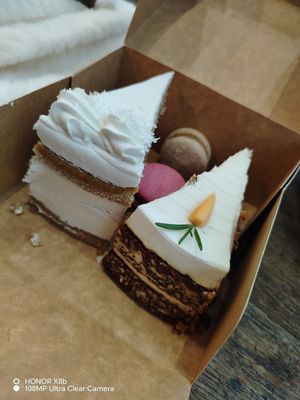  at Cloud Cakes - Mandar in Paris