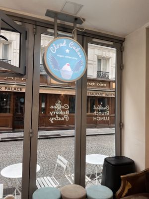   at Cloud Cakes - Mandar in Paris
