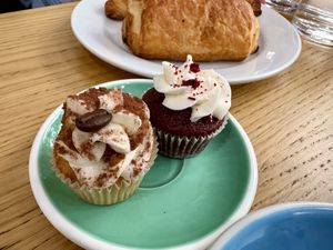   at Cloud Cakes - Mandar in Paris