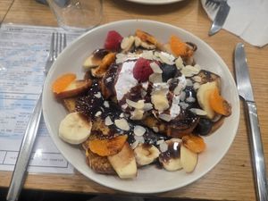 French Toast mit Schokosauce at Cloud Cakes - Mandar in Paris