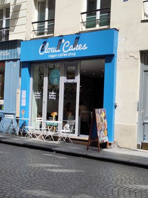  at Cloud Cakes - Mandar in Paris
