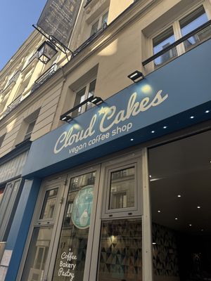   at Cloud Cakes - Mandar in Paris