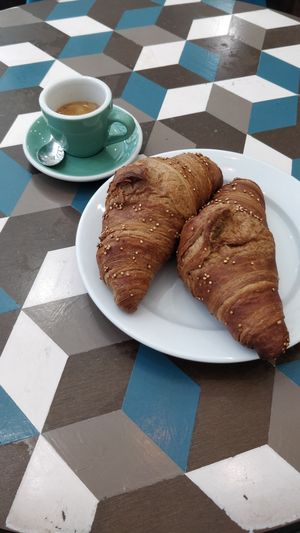 croissants at Cloud Cakes - Mandar in Paris