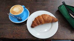 Great cappuccino and croissant at Cloud Cakes - Mandar in Paris