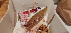 Strawberry cake 🍰♥️ at Cloud Cakes - Mandar in Paris