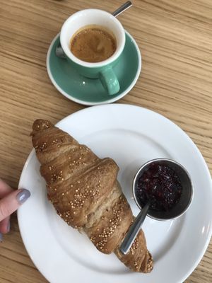 Best vegan croissants in Paris!  at Cloud Cakes - Mandar in Paris