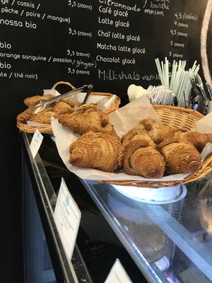 Vegan croissants at Cloud Cakes - Mandar in Paris