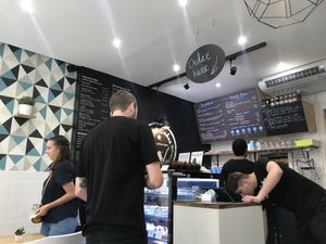 Inside  at Cloud Cakes - Mandar in Paris