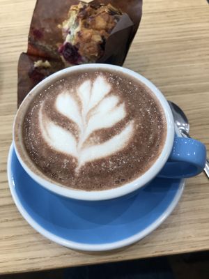 Hot chocolate at Cloud Cakes - Mandar in Paris