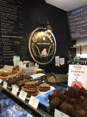 Where you order at Cloud Cakes - Mandar in Paris