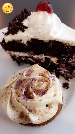 Forêt noir, very yum at Cloud Cakes - Mandar in Paris