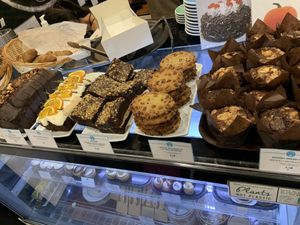 Cookies, brownies, muffins at Cloud Cakes - Mandar in Paris