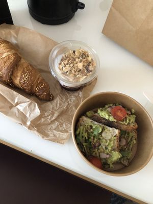 Avocado toast , yogurt parfait, croissants  at Cloud Cakes - Mandar in Paris
