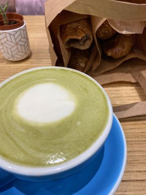 Matcha latte and croissants  at Cloud Cakes - Mandar in Paris