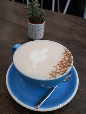 Chai latte with soy milk at Cloud Cakes - Mandar in Paris