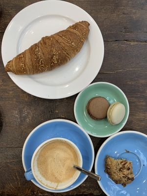 Croissant was nice at Cloud Cakes - Mandar in Paris