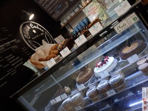 Cakes at Cloud Cakes - Mandar in Paris