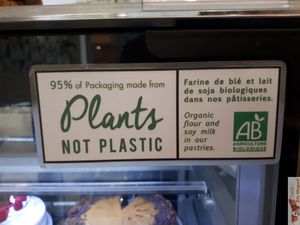 no plastic for take away at Cloud Cakes - Mandar in Paris
