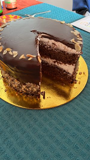 Torta Ganache de Chocolate y Almendras at Tomates Verdes Fritos: Pasteleria Vegana in Bogota