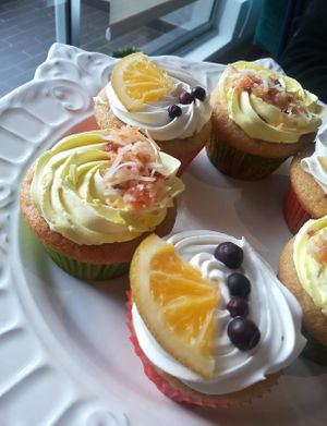 Cupcakes para prueba de torta at Tomates Verdes Fritos: Pasteleria Vegana in Bogota