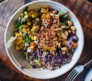 Vegan rice bowl at Dean & David in Aachen