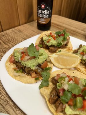 Tacos at El Perro Gamberro in Madrid