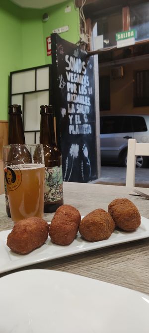 Croquettes 👌 at El Perro Gamberro in Madrid