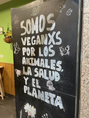 Veganxs  at El Perro Gamberro in Madrid