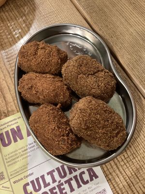   at El Perro Gamberro in Madrid