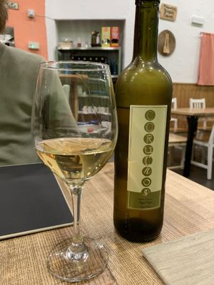 Bottle of white wine at El Perro Gamberro in Madrid