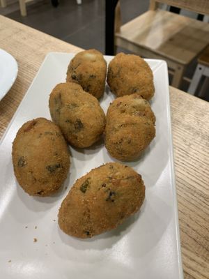 Croquettes at El Perro Gamberro in Madrid
