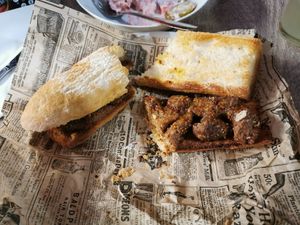 Bocata con un sabor increíble y especial at El Perro Gamberro in Madrid