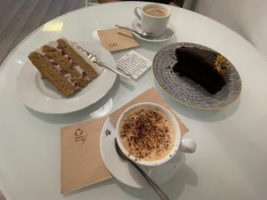 Mmmh cake 🍰🤤 at Sweet Paradise in Tenerife