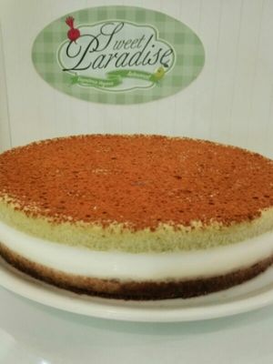 Chocolate, coconut and matcha tea cake at Sweet Paradise in Tenerife