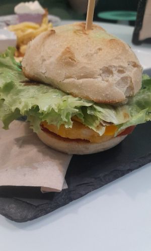 Burger no pollo at Sweet Paradise in Tenerife