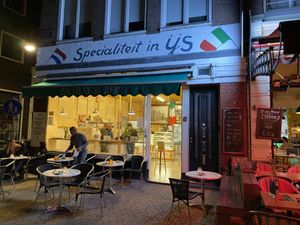 Front at night at Tofani in Amsterdam