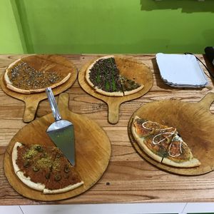 Lunch by the slice at Pizza Vegana - Recoleta in Buenos Aires