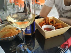 vegan onion ring, very good ! at Sherlock Holmes  in Quimper