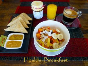 Healthy Breakfast 150 thb ONLY
Fresh fruit juice
Coffee or tea
Muesli, milk and fresh fruit
2 Toasts with Homemade Jam at Dragon & Phoenix in Chiang Mai