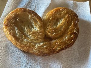Palmera de hojaldre  at Panaderia Los Manchegos in Valencia