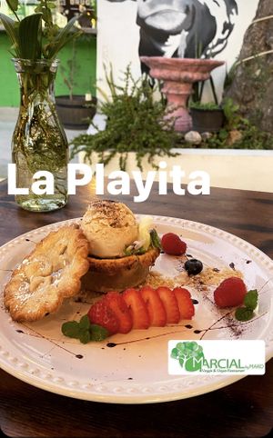 DESSERT La Playita
Green apple strudel, vanilla ice cream, garnished with strawberries, crunchy oats and almonds, red wine sauce and Jamaican salt. at Marcial by Mako in Cabo San Lucas