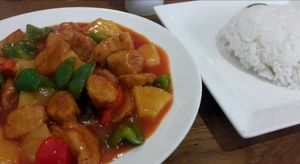 Veggie chicken in sweet and sour sauce at De Kade in Rotterdam
