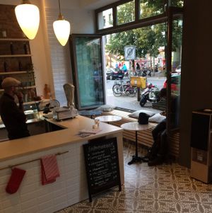 . at Der Vegetarische Metzger in Berlin