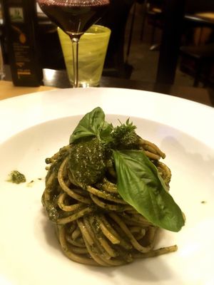 Pasta with pesto and Mint Vegan at Cantine Bernardini in Lucca