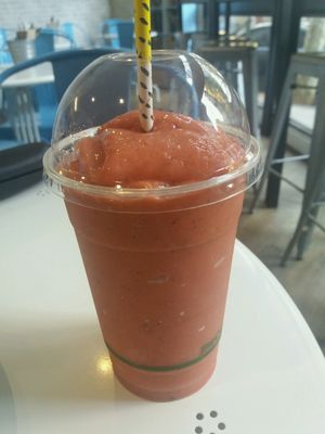 dragon fruit smoothie at OM Vegan Kitchen in Surry Hills