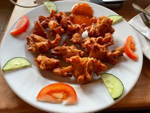 Onions fried with cickpeas flour  at Restaurant OM in Koblenz