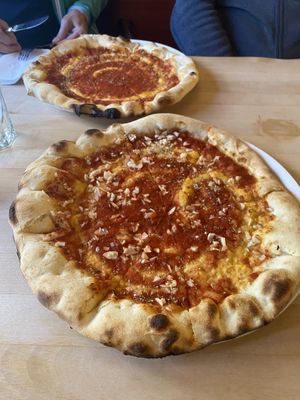 Pizzabrot mit und ohne Knoblauch   at Beim Olivenbauer in Fuessen