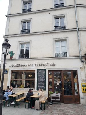 exterior (bookshop next door) at Shakespeare and Company Cafe in Paris